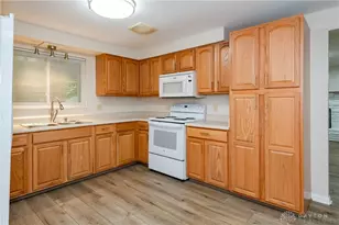 2676 Waynesville Jamestown Rd, Caesarcreek Twp, OH 45385 - Photo 7