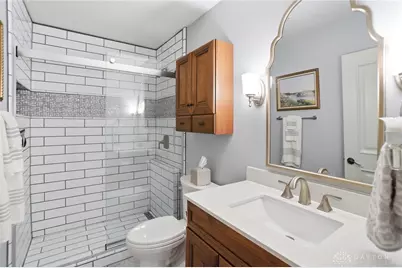 39 E Dixon Avenue, Oakwood, OH 45419 - Photo 19