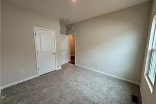 468 Hollywood Blvd, Xenia, OH 45385 - Photo 11