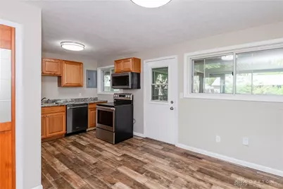5415 Mangold Drive, Huber Heights, OH 45424 - Photo 11