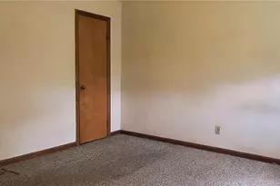 4455 E Kitridge Rd, Bath Twp, OH 45424 - Photo 29