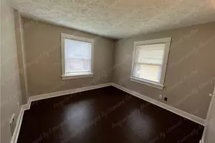 614 S Smithville Rd, Dayton, OH 45403 - Photo 17