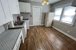 614 S Smithville Rd, Dayton, OH 45403 - Photo 13