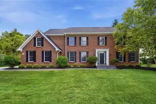 654 Beechwood Dr, Tipp City, OH 45371 - Photo 1