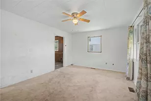 662 Reading Dr, Springfield, OH 45505 - Photo 5