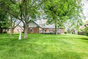 913 Golden Beech Dr, Brookville, OH 45309 - Photo 13