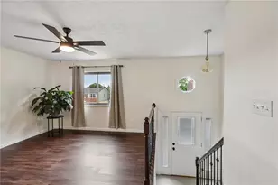 336 Farnsworth Dr, West Carrollton, OH 45449 - Photo 5