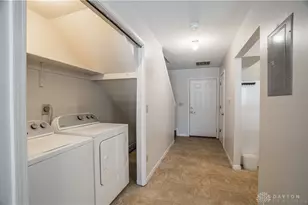 978 Irving Ave, Dayton, OH 45419 - Photo 9