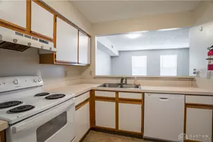 978 Irving Ave, Dayton, OH 45419 - Photo 15
