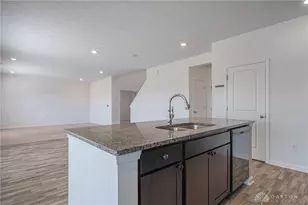 4000 Summit Ct, Clayton, OH 45315 - Photo 9