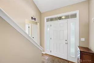 6914 Buell Ln, Huber Heights, OH 45424 - Photo 3