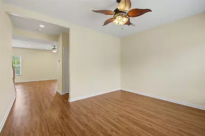 1623 N Wood Creek Drive, Clear Creek Township, OH 45458 - Photo 3