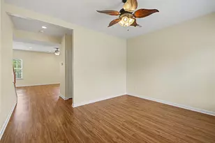 1623 N Wood Creek Dr, Clear Creek Township, OH 45458 - Photo 3