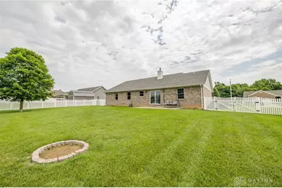 129 Honeysuckle Way, Eaton, OH 45320 - Photo 13