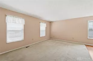 956 Patriot Square Dr, Washington Twp, OH 45459 - Photo 9