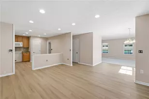 956 Patriot Square Dr, Washington Twp, OH 45459 - Photo 21