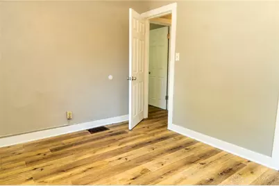 1727 W Riverview Avenue, Dayton, OH 45402 - Photo 21