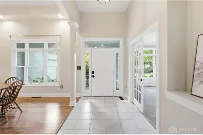 1360 Courtyard Place, Centerville, OH 45458 - Photo 5