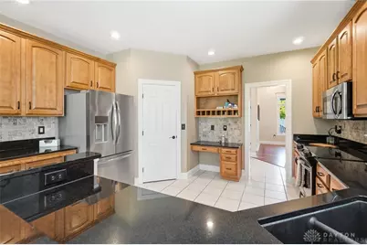 1360 Courtyard Place, Centerville, OH 45458 - Photo 19