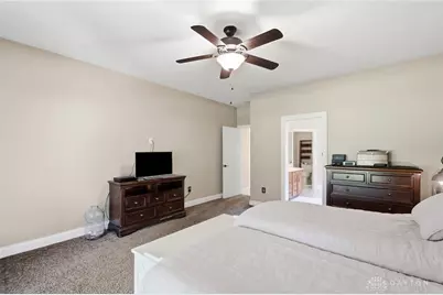1360 Courtyard Place, Centerville, OH 45458 - Photo 35