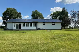 3048 Wildcat Rd, Greenville, OH 45331 - Photo 3