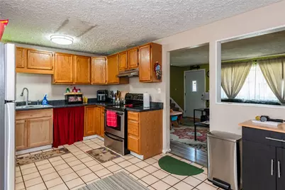 5795 Rosebury Drive, Huber Heights, OH 45424 - Photo 9