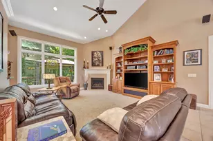 1271 Oakleaf Dr, Beavercreek, OH 45434 - Photo 15