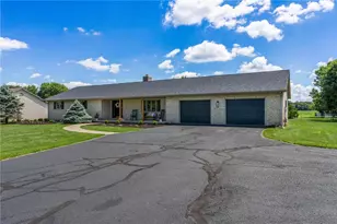 426 Mitchell Rd, Union Twp, OH 45177 - Photo 3