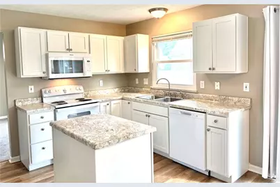 2350 Queensway Drive, Miami Township, OH 45342 - Photo 7