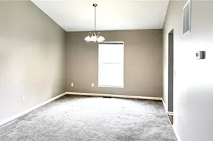 2350 Queensway Dr, Miami Township, OH 45342 - Photo 5