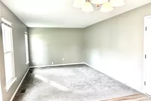 2350 Queensway Dr, Miami Township, OH 45342 - Photo 9