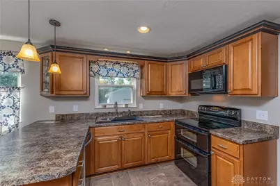 825 W Martindale Road, Union, OH 45322 - Photo 9