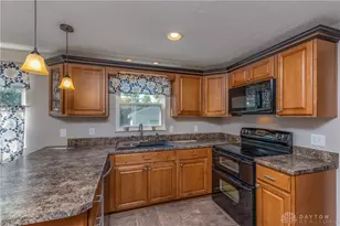 825 W Martindale Rd, Union, OH 45322 - Photo 9