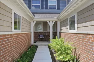 4370 Waters Edge Ln, Turtlecreek Twp, OH 45036 - Photo 3