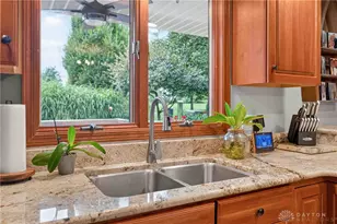 120 Village Green Dr, Sidney, OH 45365 - Photo 13
