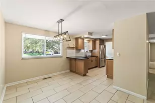 6515 Lemans Ln, Huber Heights, OH 45424 - Photo 13