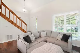 1007 Foxshire Pl, Centerville, OH 45458 - Photo 9