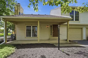 1007 Foxshire Pl, Centerville, OH 45458 - Photo 1
