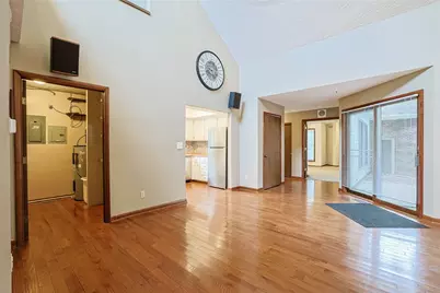 9040 S Normandy Lane, Washington Twp, OH 45458 - Photo 17
