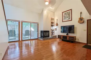 9040 S Normandy Ln, Washington Twp, OH 45458 - Photo 7