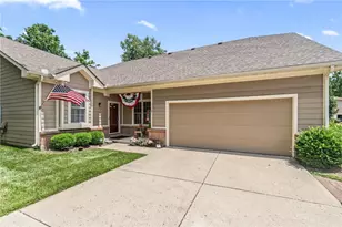 3378 Darbyshire Dr, Beavercreek, OH 45440 - Photo 5