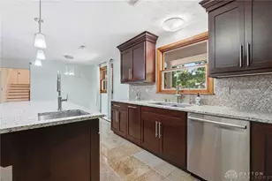 686 Evans Ln, Washington Twp, OH 45459 - Photo 15
