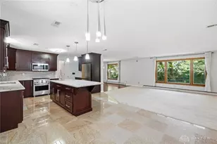 686 Evans Ln, Washington Twp, OH 45459 - Photo 13