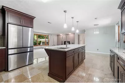 686 Evans Lane, Washington Twp, OH 45459 - Photo 17