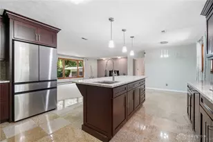 686 Evans Ln, Washington Twp, OH 45459 - Photo 17