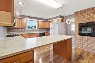 1331 Walnut Bend Ct, Fairborn, OH 45324 - Photo 15