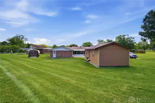 1331 Walnut Bend Ct, Fairborn, OH 45324 - Photo 49