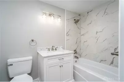 913 Charlotte Street, Hamilton, OH 45214 - Photo 13