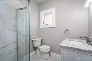 913 Charlotte St, Hamilton, OH 45214 - Photo 23