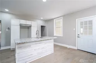 913 Charlotte St, Hamilton, OH 45214 - Photo 5